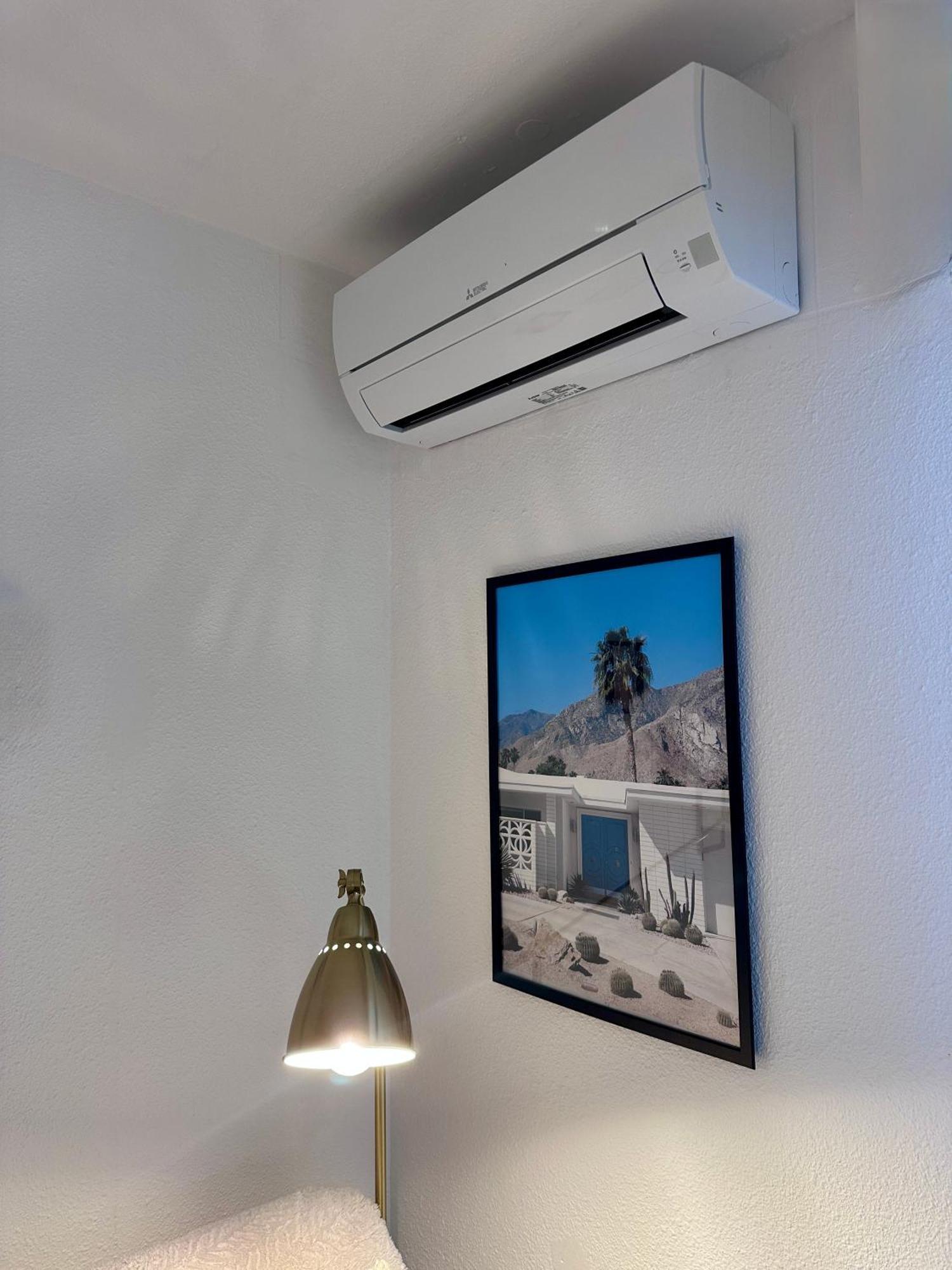 Studio Sur Le Port De Hyeres - A 2Min Des Plages, Clim & Balcon Buitenkant foto